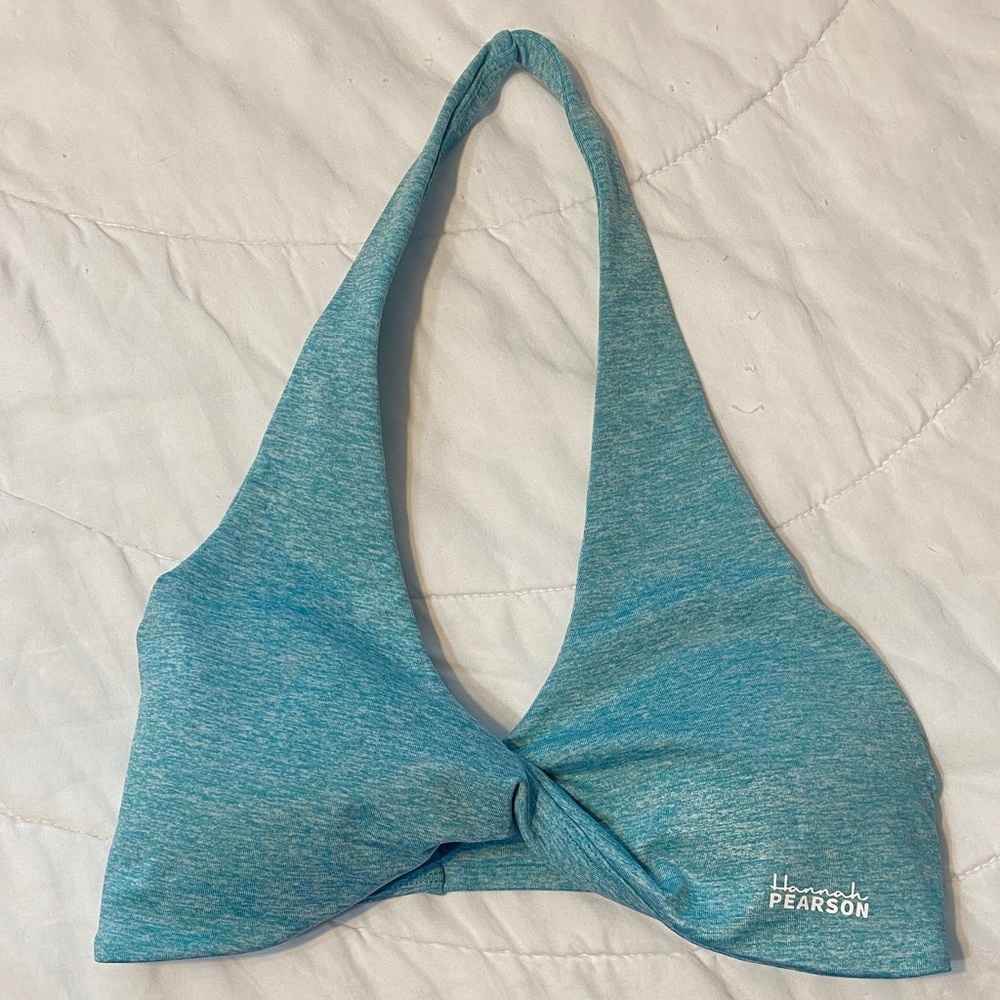 DFYNE Hannah Pearson Teal Twist Halter Sports Bra